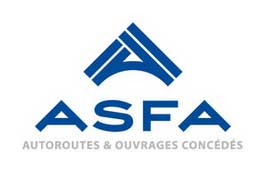 Les chauffeurs routiers passent en moyenne 9 % du temps au volant sur leur téléphone