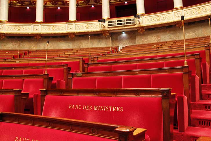 Emmanuel Macron face  un parlement fragment