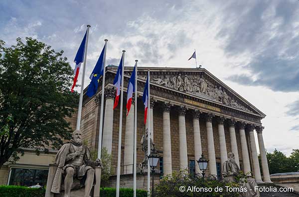 Budget 2025 : la Commission des finances rejette les recettes et propose sa version