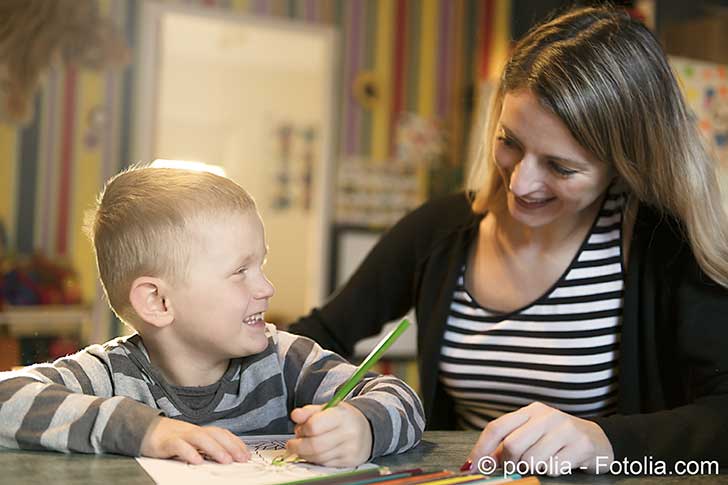 Assurance d’une activité de garde d’enfants