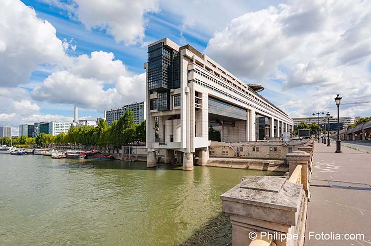 La baisse des dpenses publiques fait lobjet dtudes savantes