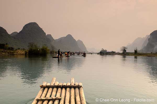 En Chine un bateau de croisire fluviale s