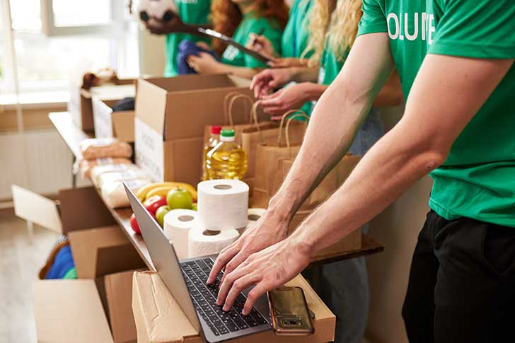 Les associations caritatives font appel à la générosité des entreprises et de l