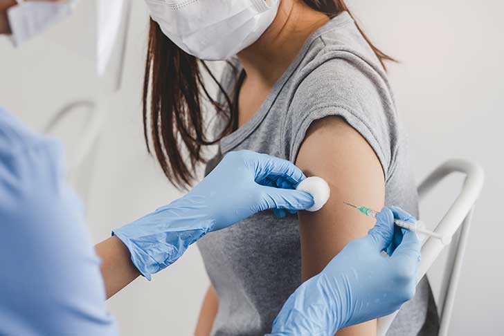 Grce  une prise de conscience inattendue, la prise de rendez-vous pour une troisime dose de vaccins a dmarr