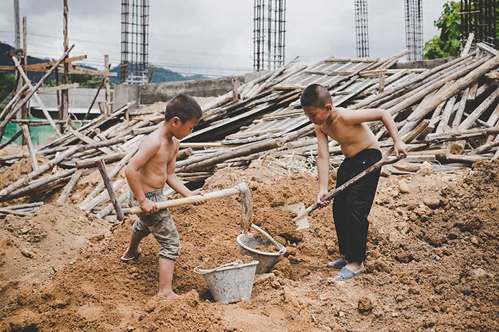 La croissance de la pauvret dans le monde met de plus en plus denfants au travail