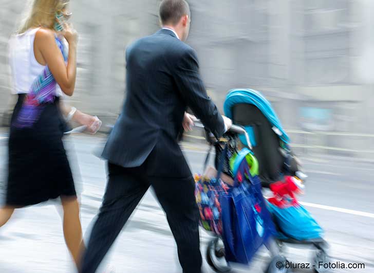 Etude Attitude Prévention : 3/4 des parents reconnaissent avoir déjà eu un comportement dangereux à pied avec leur enfant