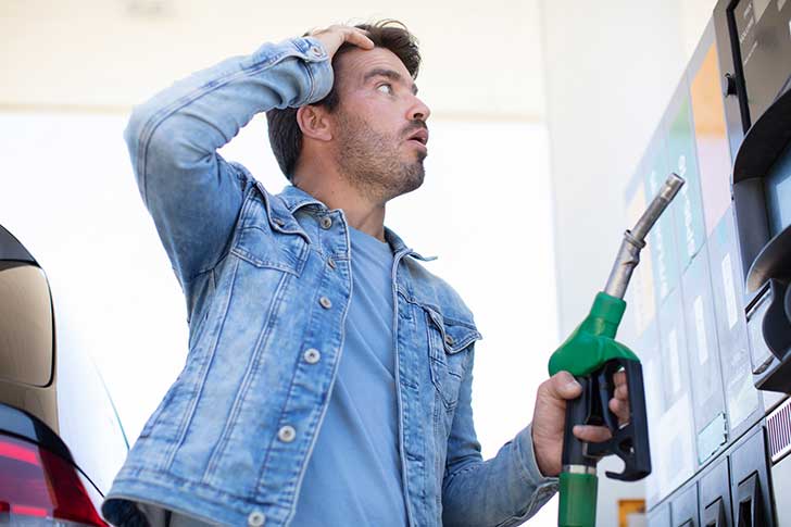 Carburants : le gouvernement veut freiner les hausses abusives � la pompe