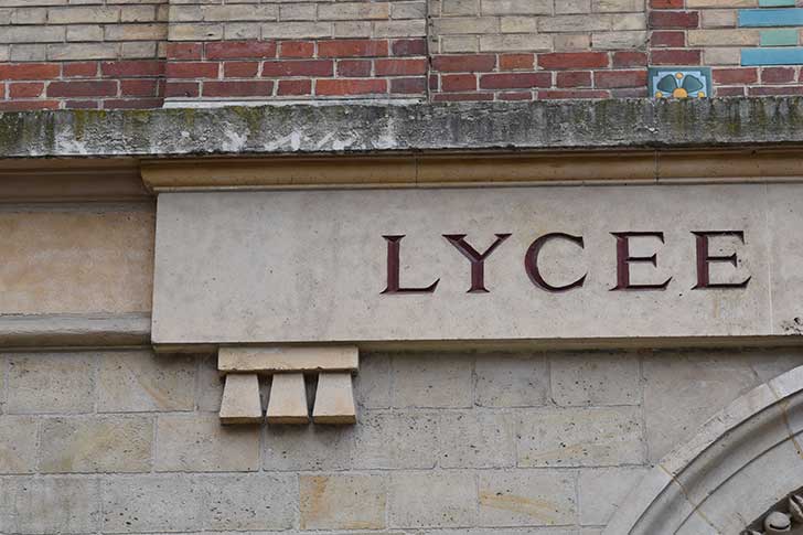 Lyc�ens et �tudiants unissent leurs revendications face au gouvernement