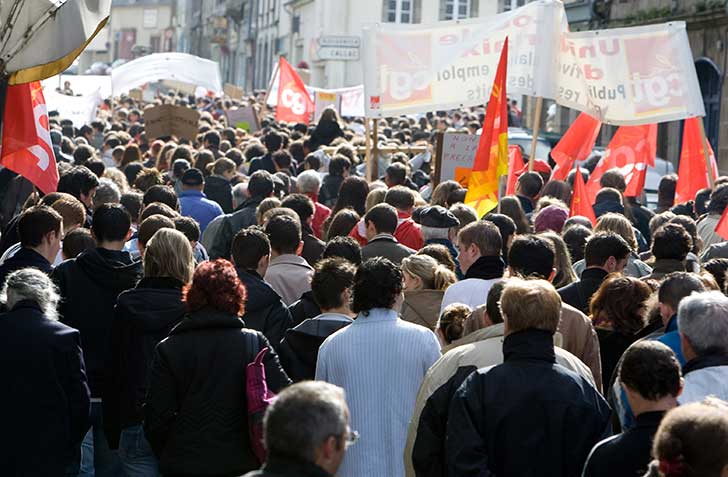 Alors que les interdictions de manifester se multiplient, la CGT a dpos un recours en justice