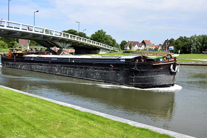 Le transport fluvial est un mode de fret conomique et peu polluant