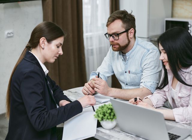 Assurance en ligne : comment le num�rique transforme-t-il la relation entre assureurs et assur�s ?