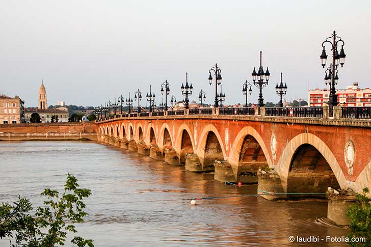 Des hydroliennes sont testes dans la Garonne  Bordeaux