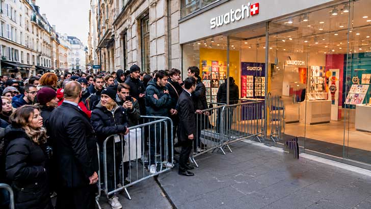 Royal Pop : la montre Swatch x Audemars Piguet qui a transform� une vente en ph�nom�ne de foule