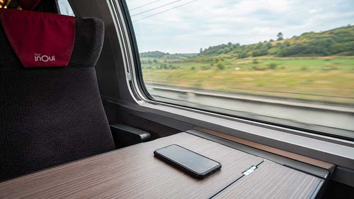 T�l�phone dans le train, lunettes sur la plage, les assurances couvrent-elles vraiment les oublis ?
