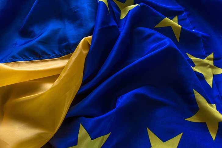 La prsidente de la Commission europenne prpare ladhsion de lUkraine  lUnion europenne (Erik Kauf)