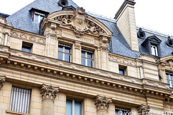 Les vacataires dans les universités ne sont normalement pas payés, ce qui est contraire à la loi