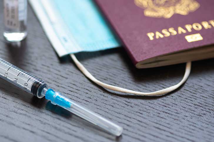 Covid-19 et le ou plus les vaccins