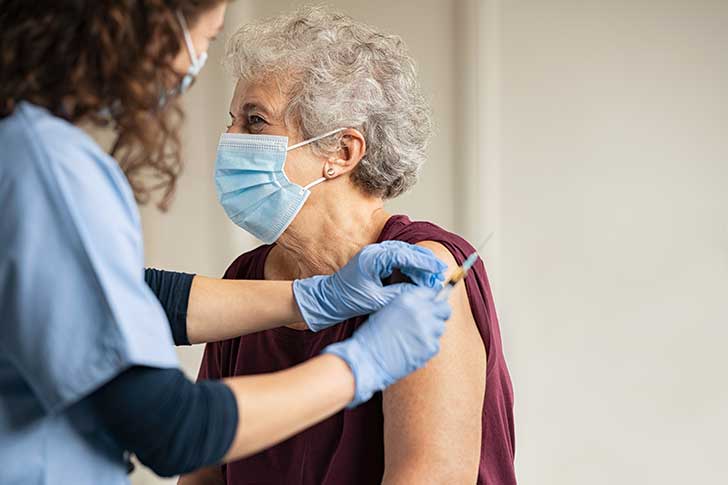 Au sommet de lEtat on sinquite de la stratgie de vaccination de la France