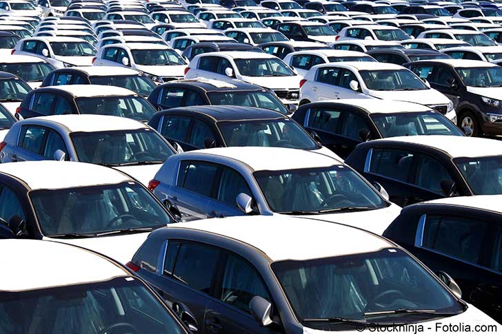 Des constructeurs dautomobiles se regroupent pour faire face  un futur incertain