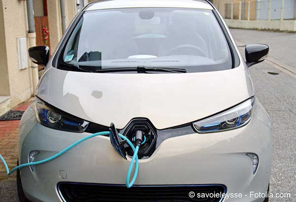 Mise en question des émissions de gaz à effet de serre de la voiture électrique
